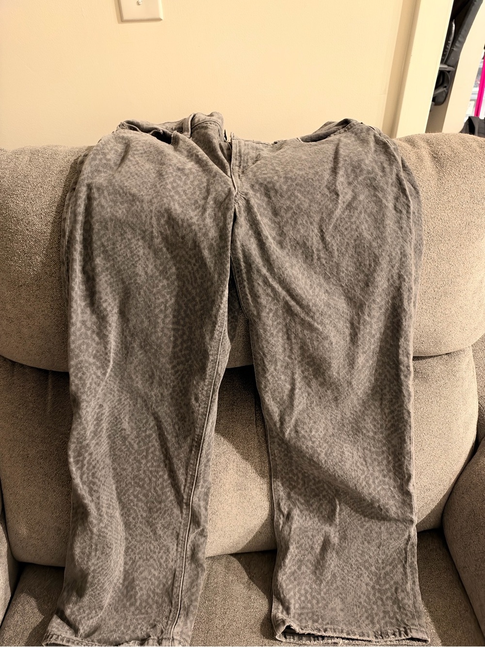 American Eagle Outfitters Men's Light Gray Patterned Chinos